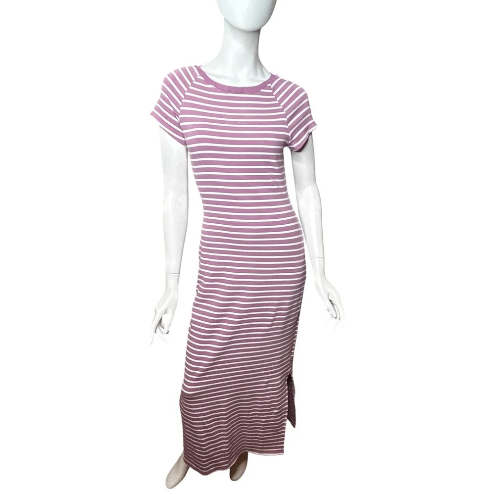 GILLI LOGAN FITTED T-SHIRT MAXI DRESS STRIPE PURPLE SIZE MEDIUM NWT